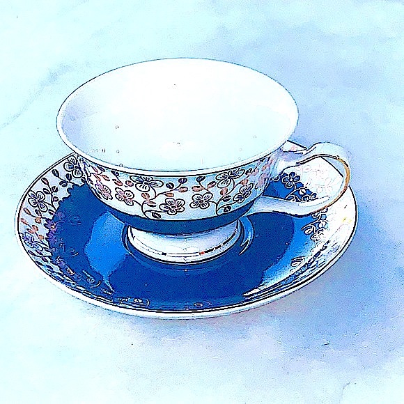 GRACES TEAWARE FOOTED CUP SAUCER SET NAVY METALLIC GOLD FLORAL NEW PORCELAIN - Picture 5 of 8